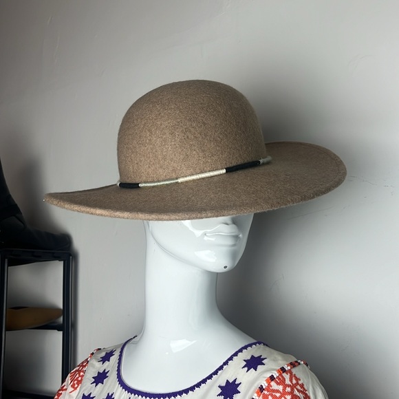 World Market 22" Round Wool Hat Fall Boho - Picture 3 of 4